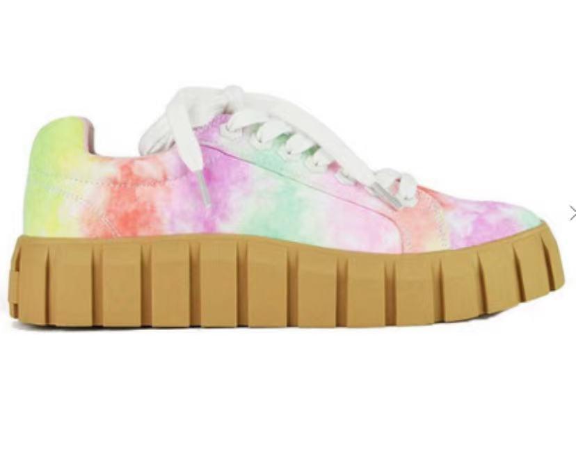 Lightweight pastel tie-dye platform sneakers with white laces and a chunky beige sole.