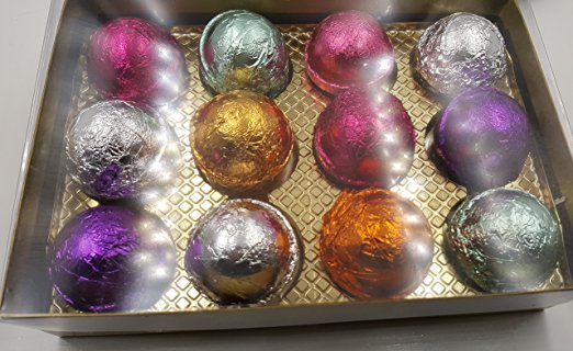 Bath bomb gift set with 12 handmade bath bombs, view 6